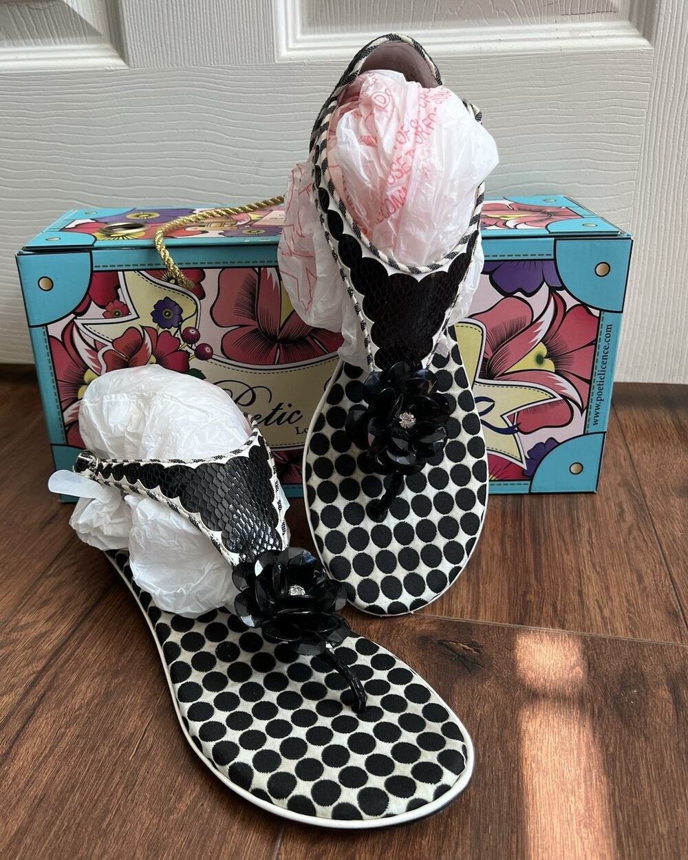 POETIC LICENCE Afterhours Black White Rosette Artsy Art To Wear Sandals Shoes 38